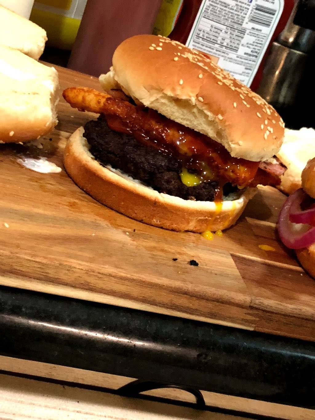 El doctor salsita restaurant | restaurant | 508 Summer St, Paterson, NJ 07501, USA | 9733414254 OR +1 973-341-4254