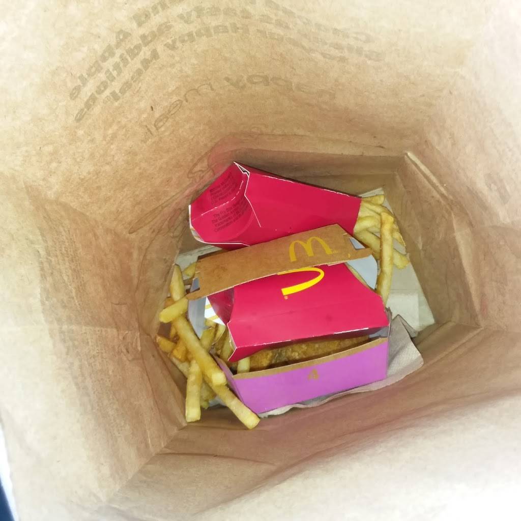 McDonalds | cafe | 500 E Division St NE, Rockford, MI 49341, USA | 6168662550 OR +1 616-866-2550