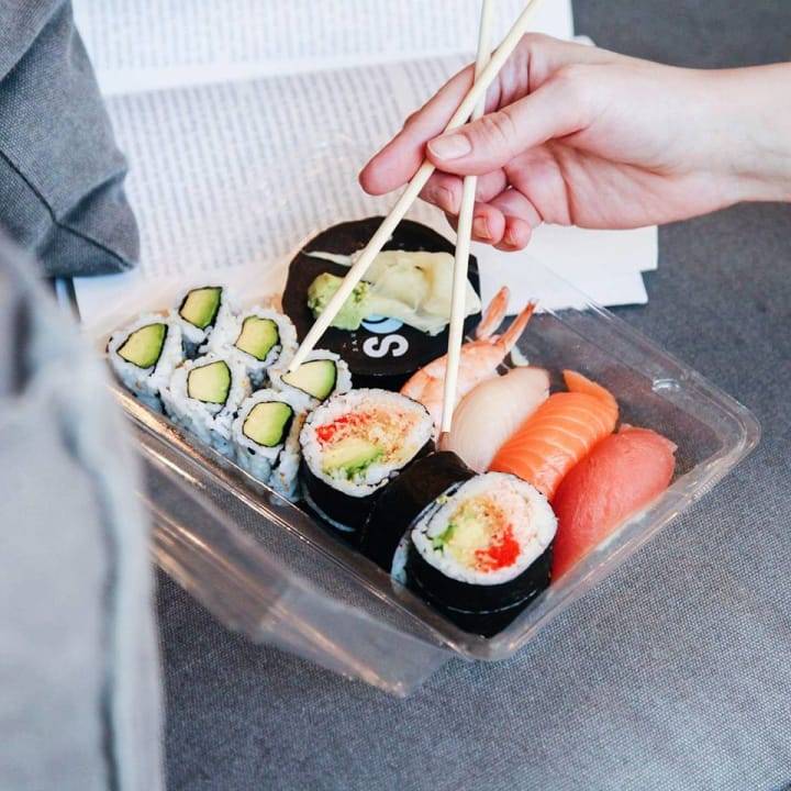 Sushi Shop | restaurant | 1001 Boulevard Décarie, Montréal, QC H4A 3J1, Canada | 5148469700 OR +1 514-846-9700