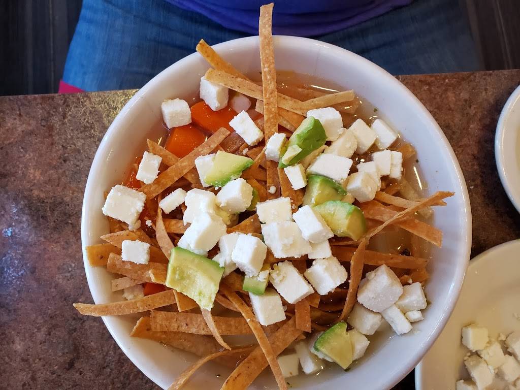 Spanish Flowers Mexican Restaurant | restaurant | 4701 N Main St, Houston, TX 77009, USA | 7138691706 OR +1 713-869-1706