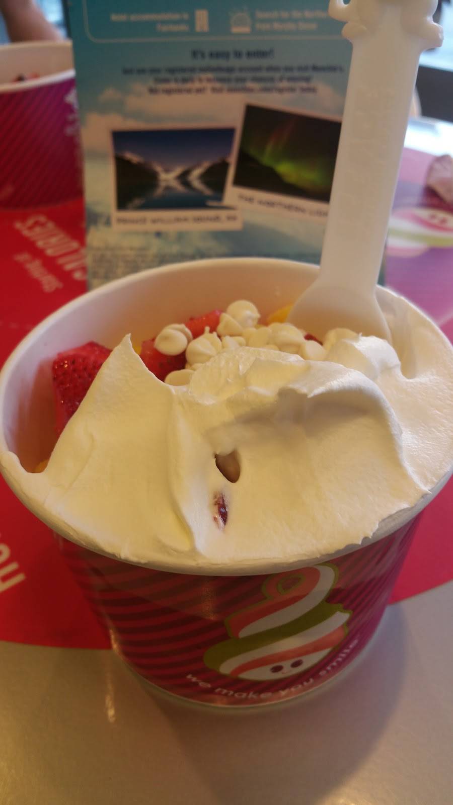 Menchies Frozen Yogurt | bakery | 4849 Laurel Canyon Blvd, Valley Village, CA 91607, USA | 8189859150 OR +1 818-985-9150