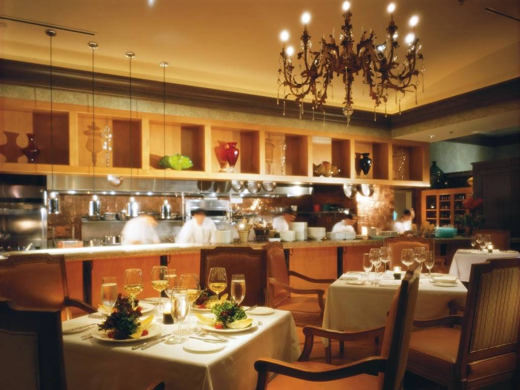 Primo | restaurant | 4040 Central Florida Pkwy, Orlando, FL 32837, USA | 4073934444 OR +1 407-393-4444