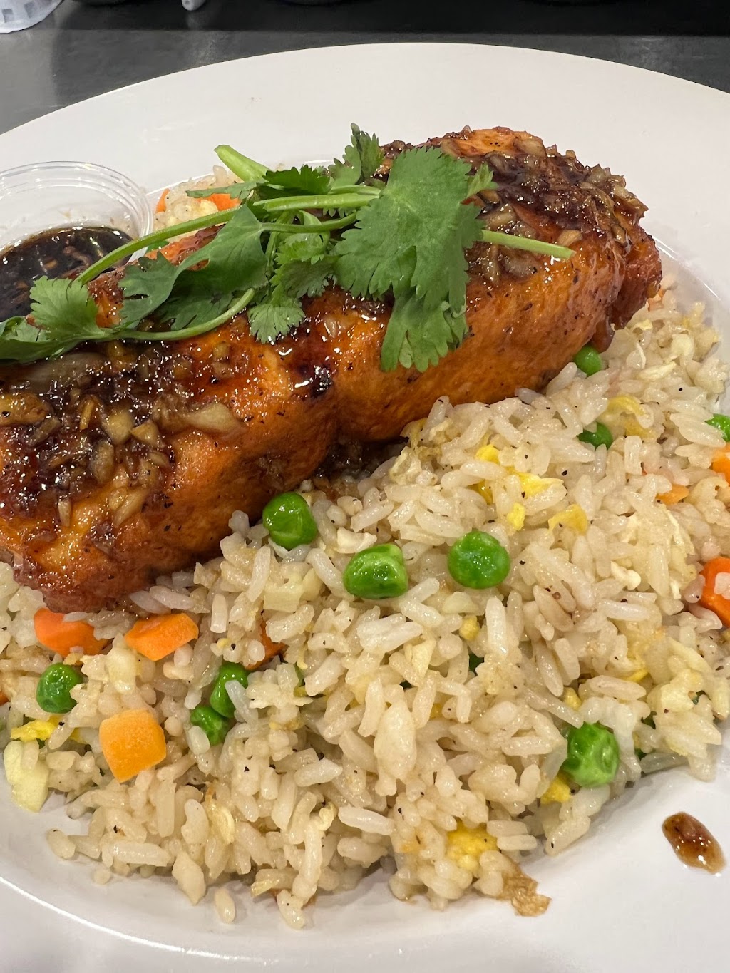 Saigon Bistro | restaurant | 4747 E Bell Rd Suite 19, Phoenix, AZ 85032, USA | 6026124734 OR +1 602-612-4734