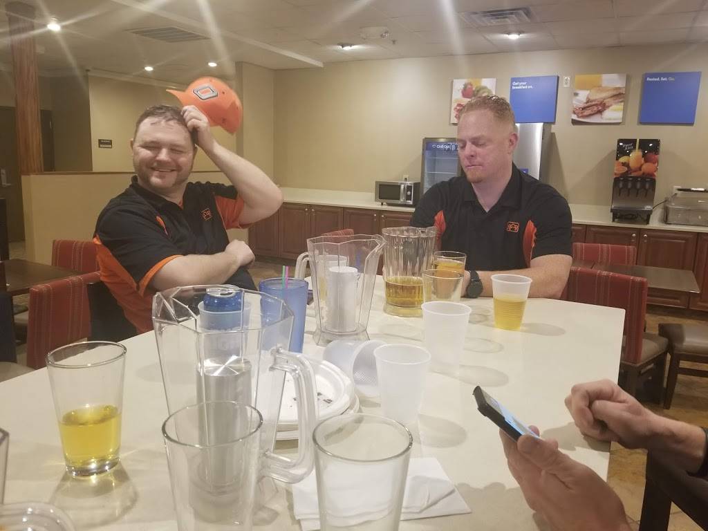 Firewater Grille | restaurant | 7007 Grover St, Omaha, NE 68106, USA | 4024523473 OR +1 402-452-3473