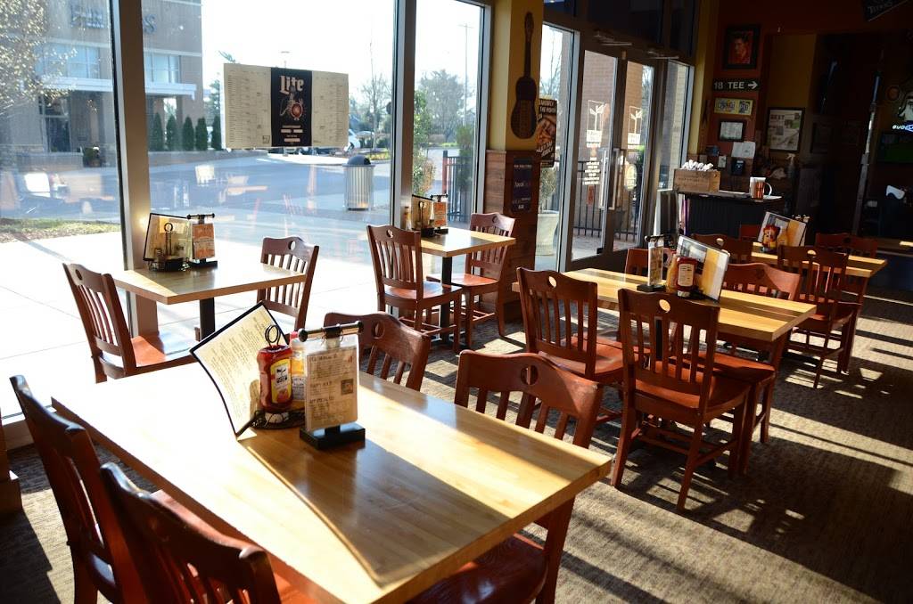 Corner Pub - Brentwood | restaurant | 710 Old Hickory Blvd, Brentwood, TN 37027, USA | 6153769988 OR +1 615-376-9988