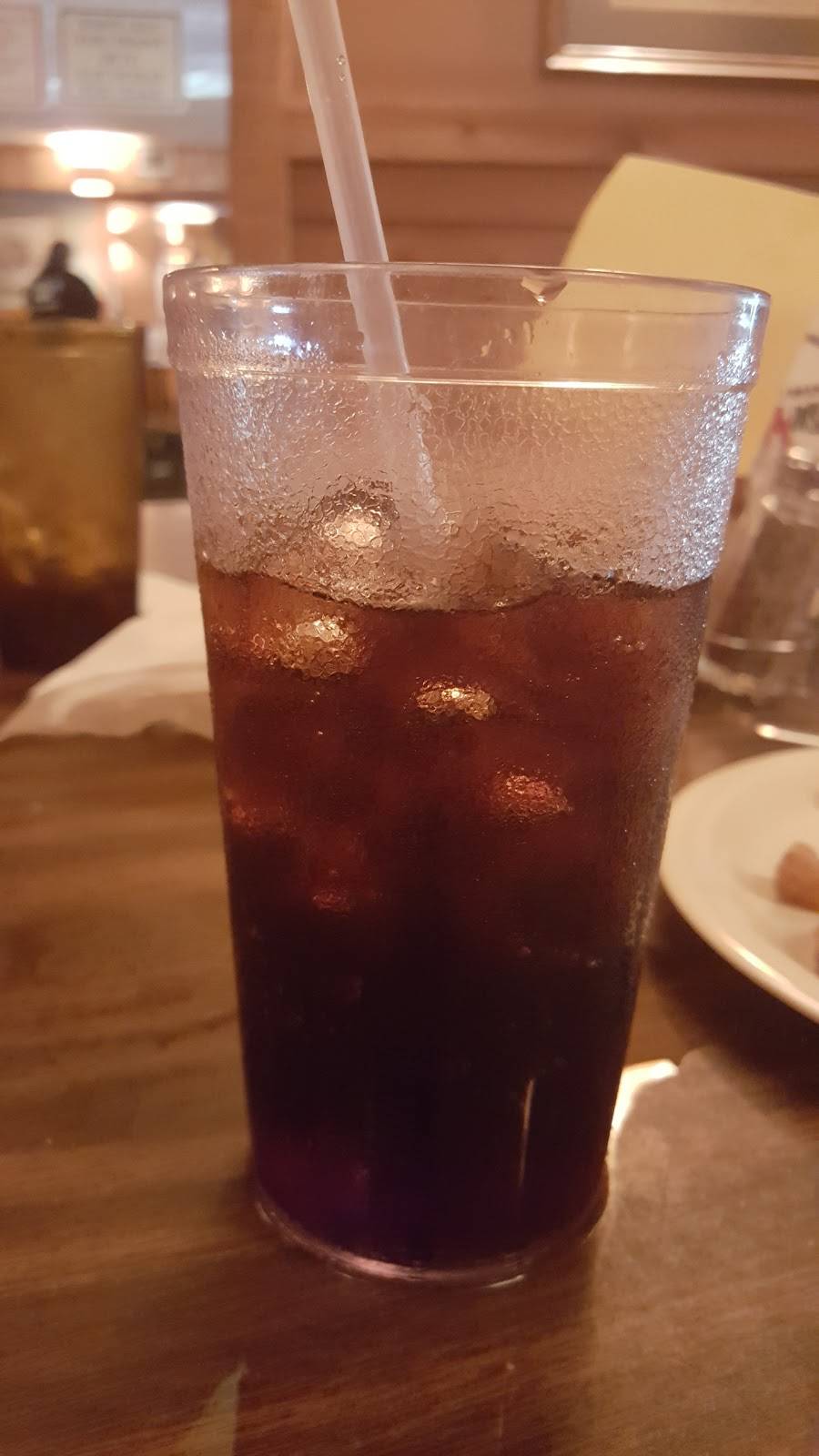 Fantail Restaurant | restaurant | 2060 Downing St, Millbrook, AL 36054, USA | 3342857255 OR +1 334-285-7255