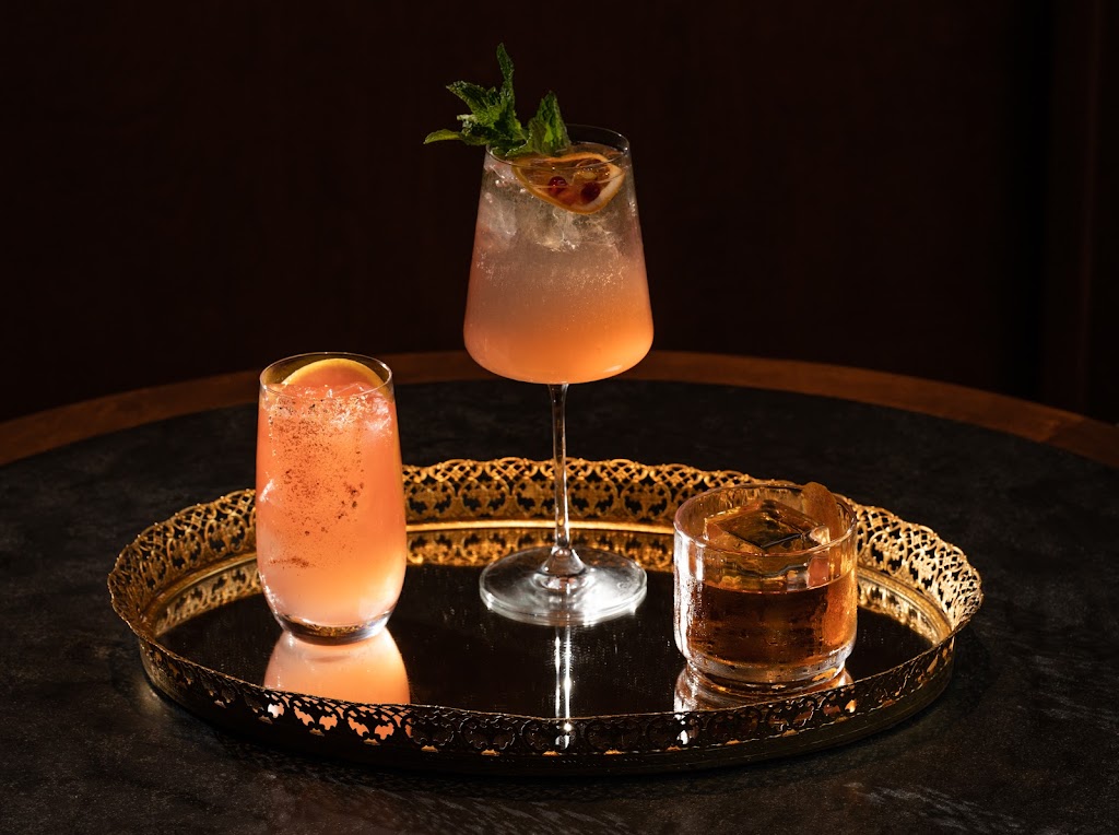 Fioretta | restaurant | 318 N Sangamon St, Chicago, IL 60607, USA | 3128975011 OR +1 312-897-5011