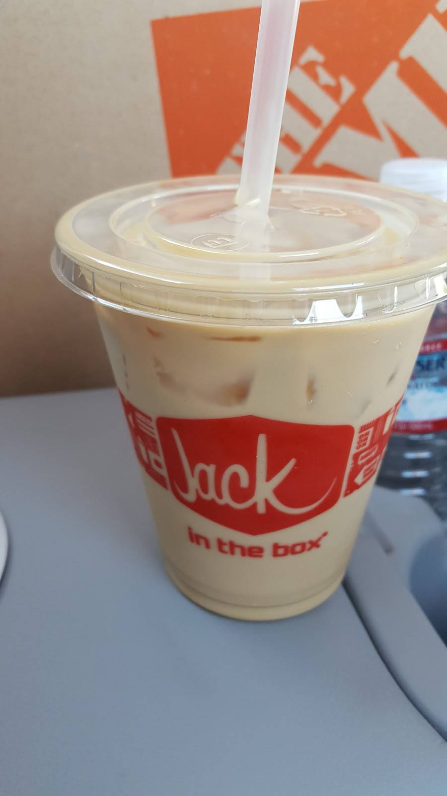 Jack in the Box | restaurant | 31769 The Old Rd, Castaic, CA 91384, USA | 6612571889 OR +1 661-257-1889