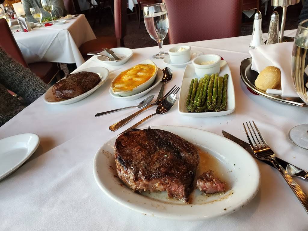 Ruths Chris Steak House | restaurant | 7001 E Belleview Ave Suite 100, Denver, CO 80237, USA | 3038549304 OR +1 303-854-9304