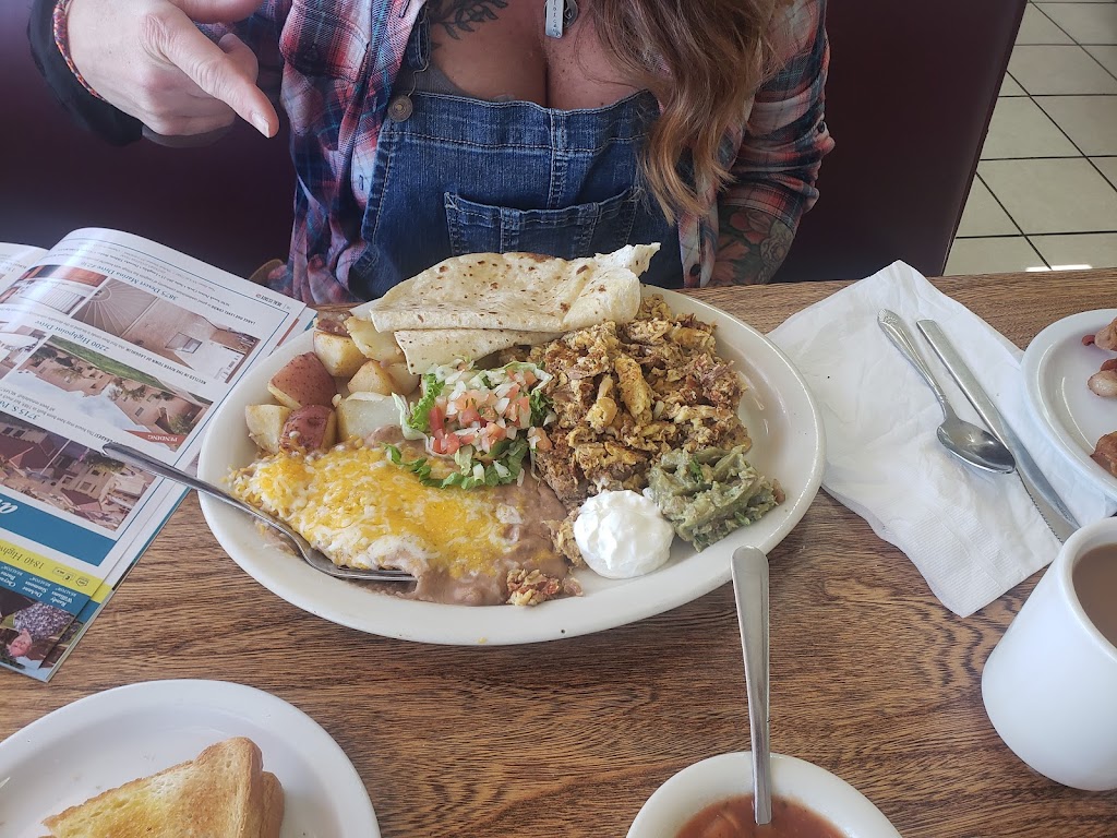 El Rancho Restaurant | restaurant | 4248 AZ-68 STE A, Golden Valley, AZ 86413, USA | 9285652042 OR +1 928-565-2042