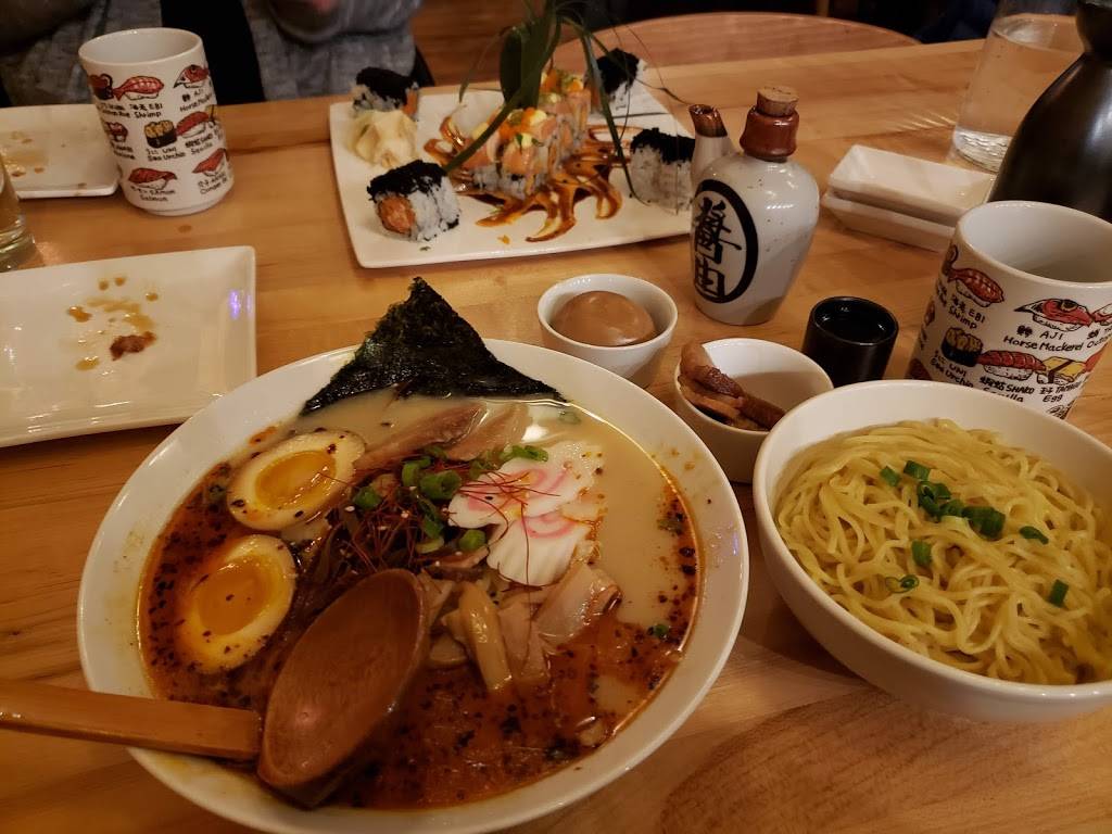 Kawa Ramen and Sushi | restaurant | 2321 N Murray Ave, Milwaukee, WI 53211, USA | 4148007979 OR +1 414-800-7979