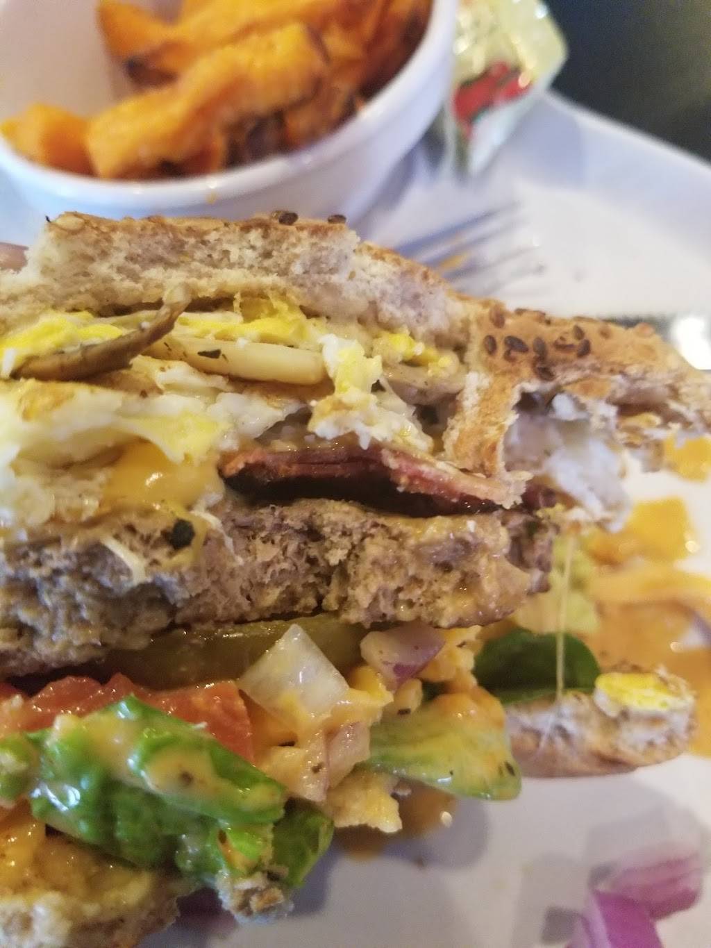 Muscle Maker Grill | restaurant | 1250-2 NJ-27, Colonia, NJ 07067, USA | 7323811012 OR +1 732-381-1012