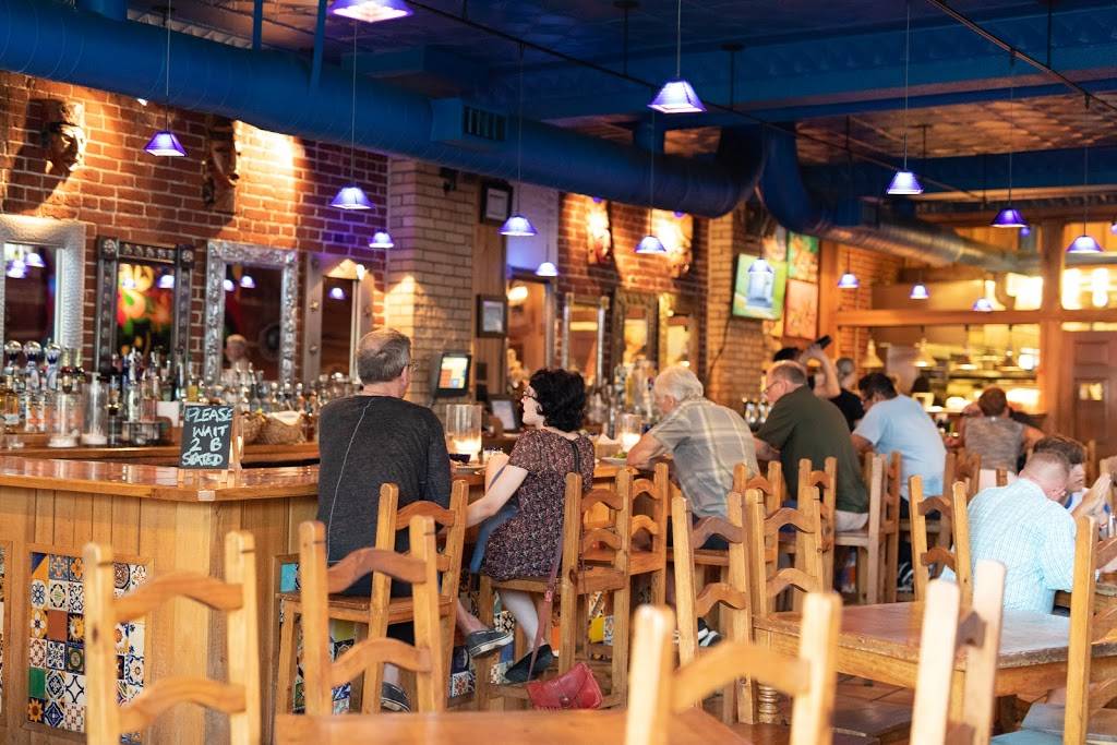 Azul Bar Y Cantina | restaurant | 122 Broad St, Leetsdale, PA 15056, USA | 7242666362 OR +1 724-266-6362