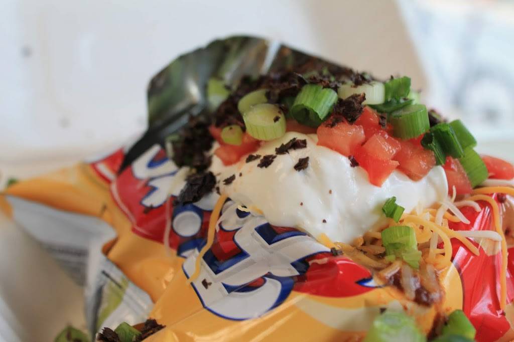 La Choza | restaurant | 4 Main St, Vineyard Haven, MA 02568, USA | 5086939050 OR +1 508-693-9050