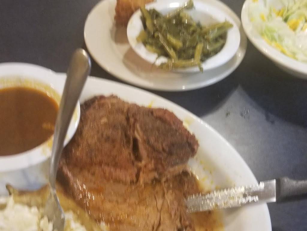 Smokin Pig BBQ | restaurant | 409 W College St, Bowdon, GA 30108, USA | 7702584055 OR +1 770-258-4055