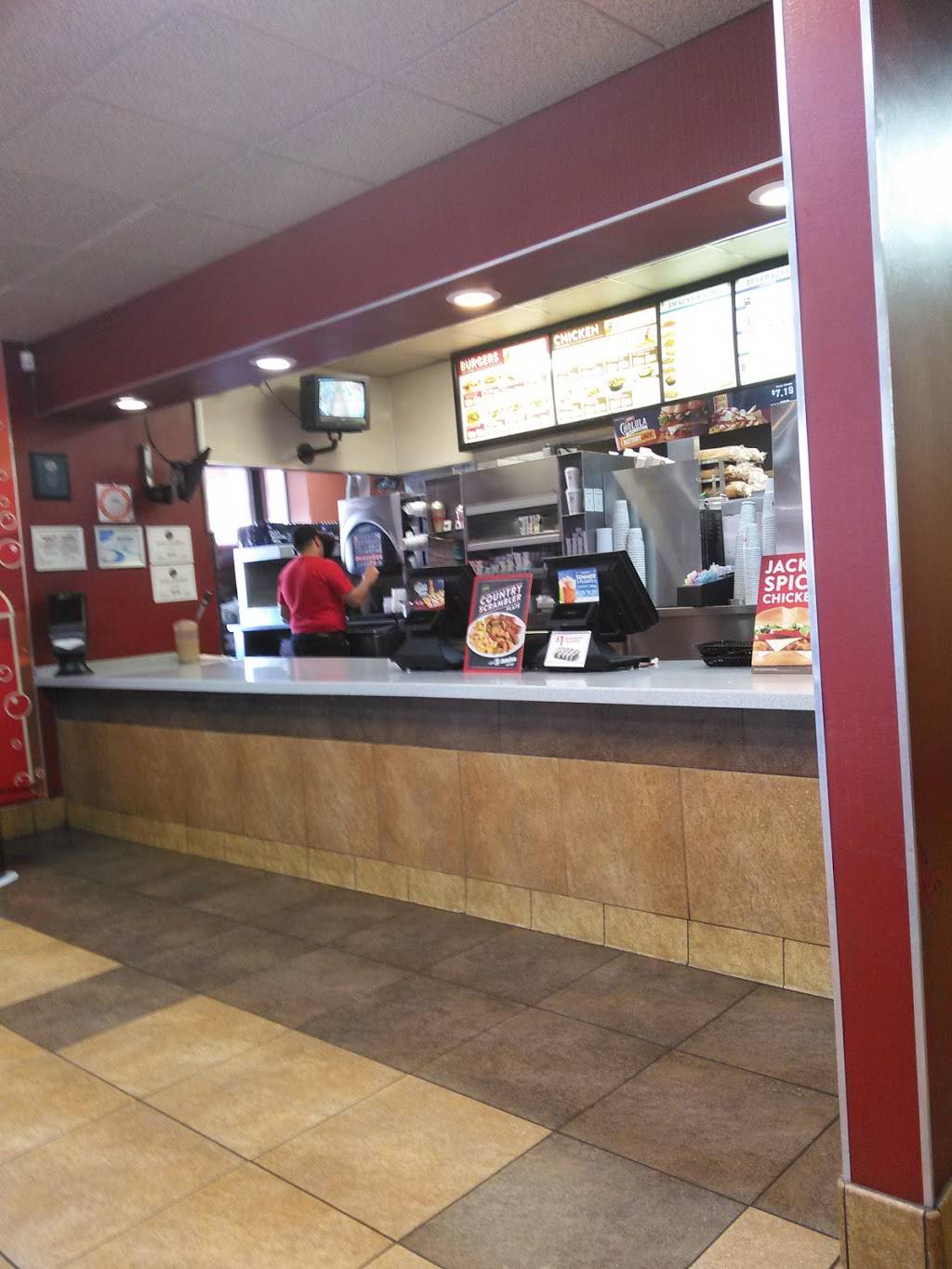 Jack in the Box | restaurant | 601 N Main St, Santa Ana, CA 92701, USA | 7148364368 OR +1 714-836-4368