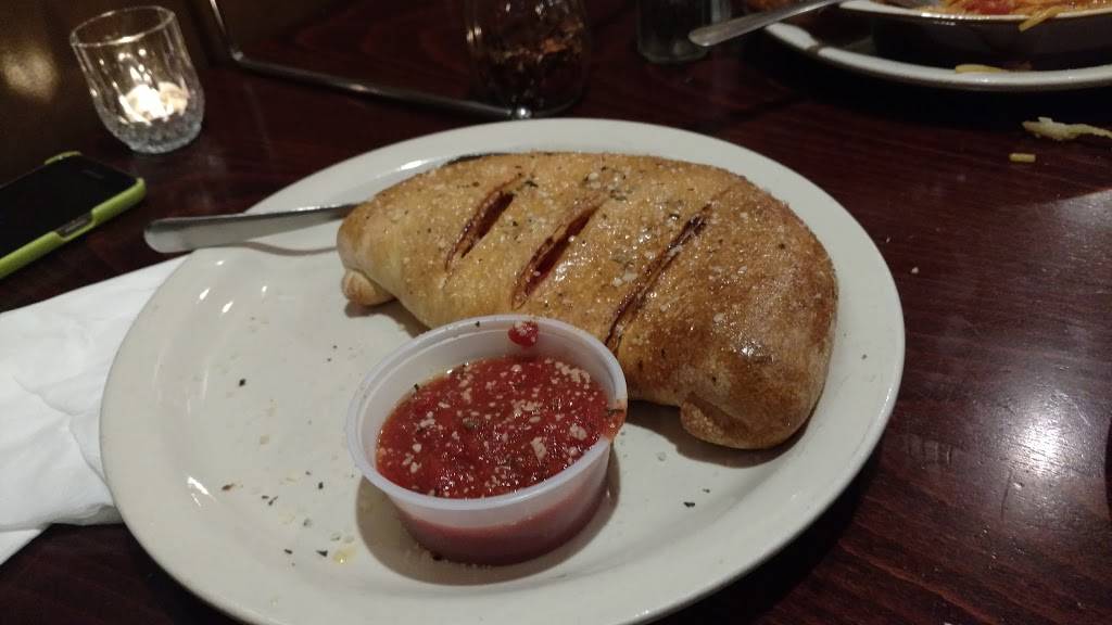 Bourbon House Pizza | restaurant | 7500 Oakbrook Dr, Florence, KY 41042, USA | 8592827999 OR +1 859-282-7999