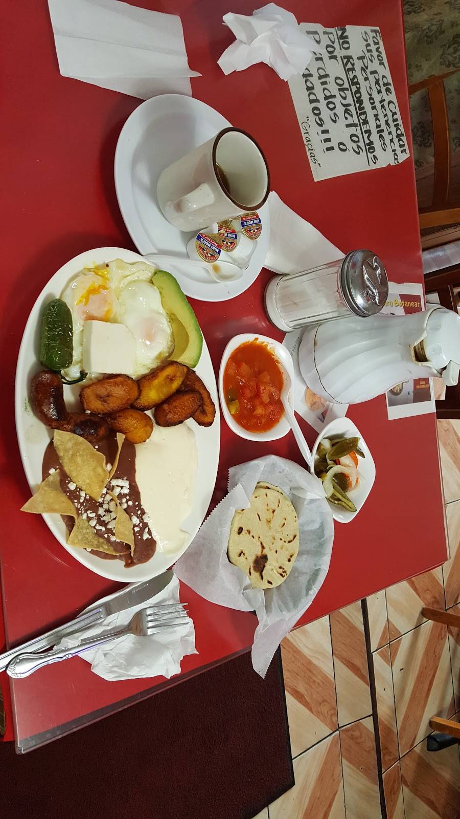 Flor Blanca Restaurant | restaurant | 806 S Alvarado St, Los Angeles, CA 90057, USA | 2133806400 OR +1 213-380-6400