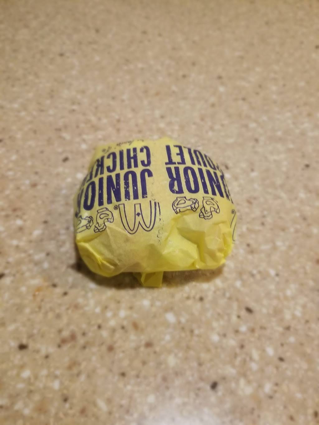 McDonalds | cafe | 11535 1ᴱ Avenue, Saint-Georges, QC G5Y 7H5, Canada | 4182260255 OR +1 418-226-0255