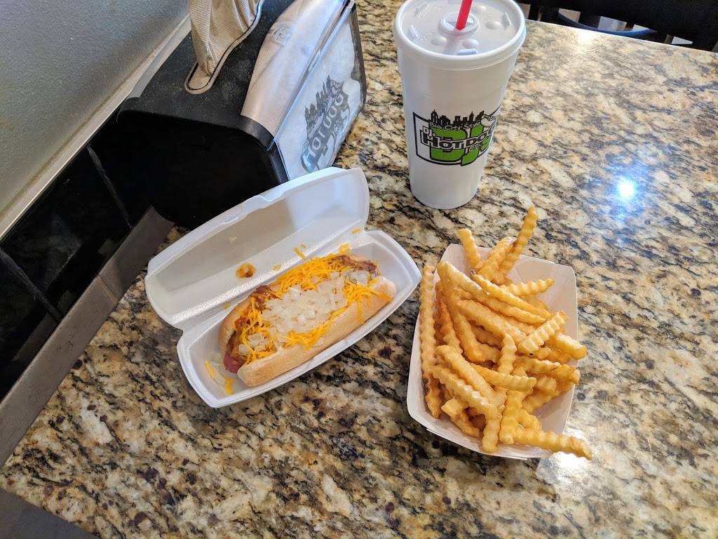 DJs Hot Dog Company | restaurant | 7035 E 96th St, Indianapolis, IN 46250, USA | 3178428442 OR +1 317-842-8442
