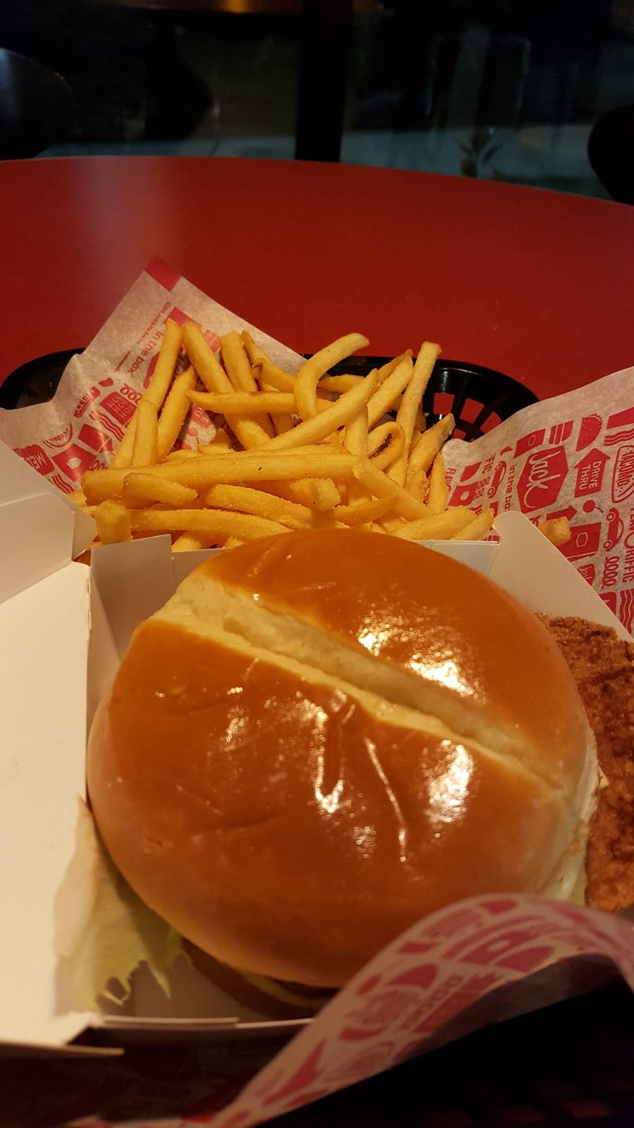 Jack in the Box | restaurant | 1533 Fremont Blvd, Seaside, CA 93955, USA | 8313942747 OR +1 831-394-2747