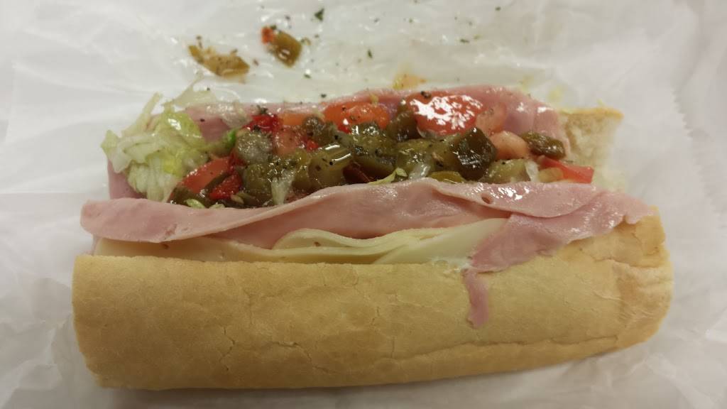 Fontanos Subs | meal takeaway | 1058 W Polk St, Chicago, IL 60607, USA | 3124214474 OR +1 312-421-4474