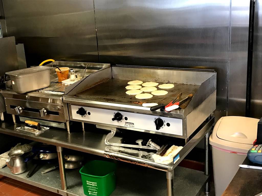 Js Snackland Tacos | restaurant | 2585 Spring Rd SE, Smyrna, GA 30080, USA | 6782131016 OR +1 678-213-1016