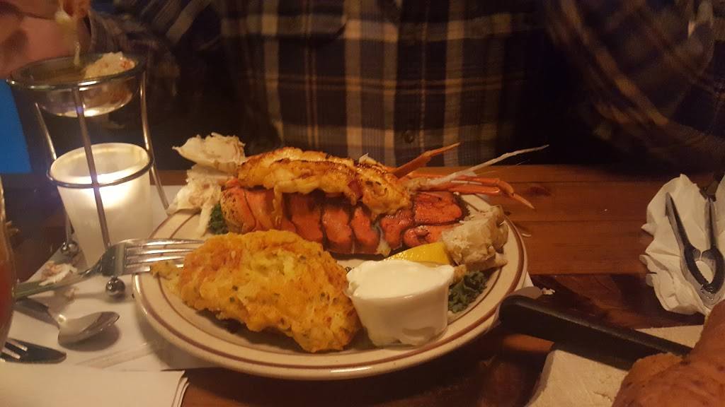 Saltys | restaurant | 503 N Park Ave, Fond du Lac, WI 54935, USA | 9209229940 OR +1 920-922-9940