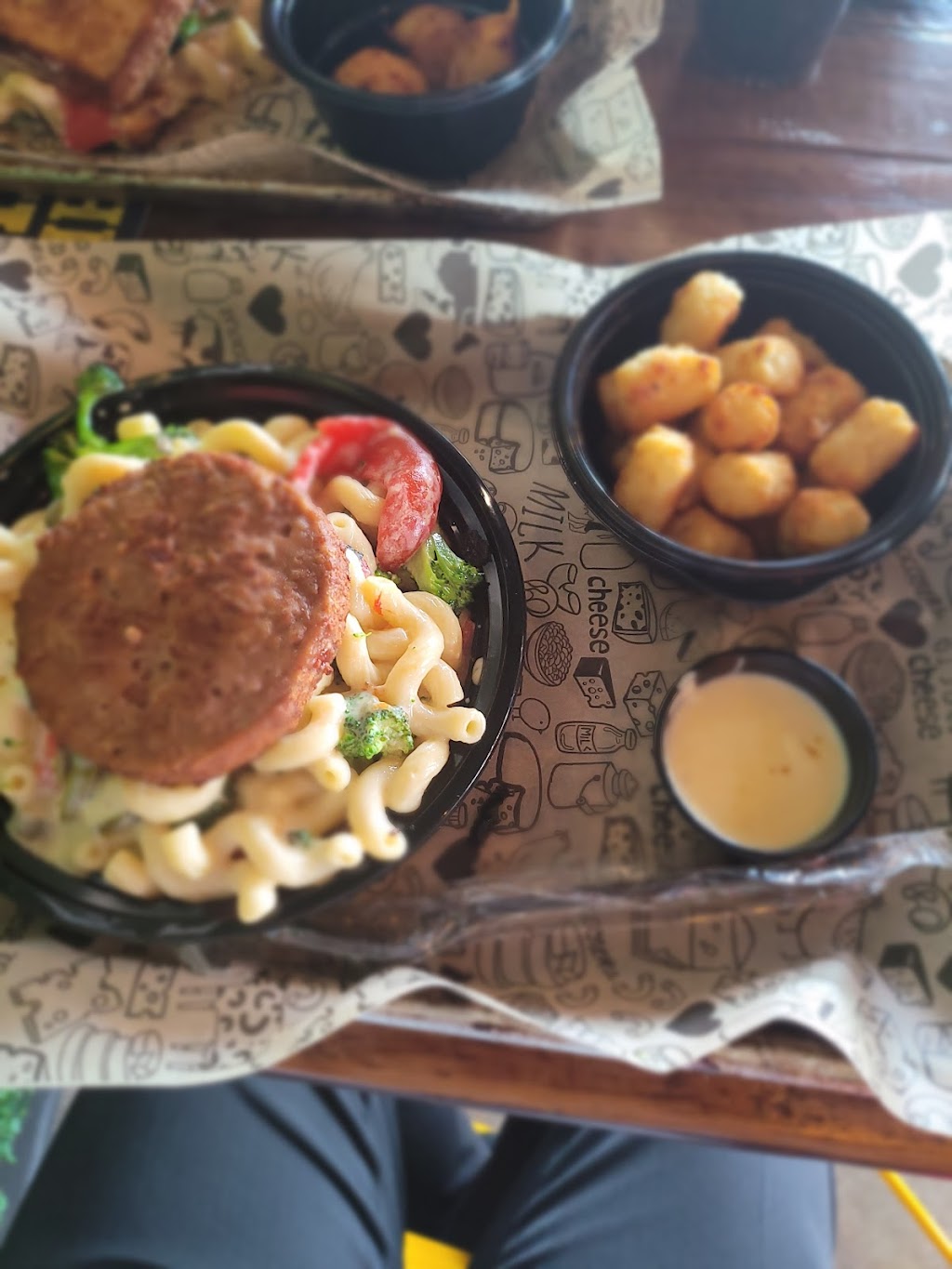 I Heart Mac & Cheese | restaurant | 1100 Sergeant Jon Stiles Dr Unit #108, Highlands Ranch, CO 80129, USA | 7206703252 OR +1 720-670-3252