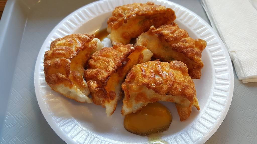 Dumplings & Things | restaurant | 45-26 46th St, Sunnyside, NY 11104, USA | 7183922337 OR +1 718-392-2337