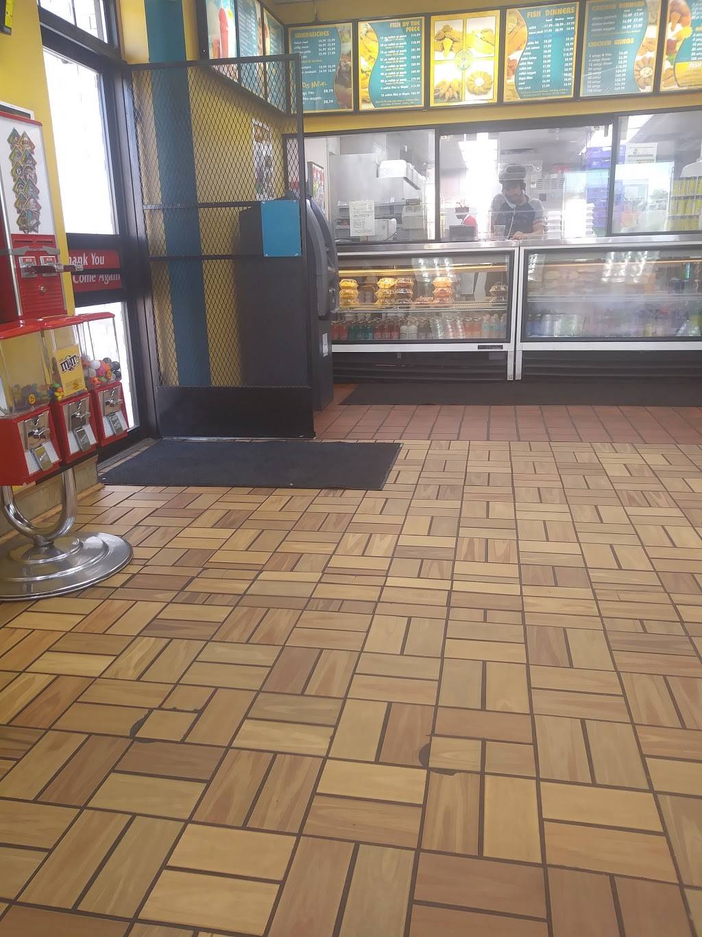 Sharks | restaurant | 3936 Broadway, Gary, IN 46408, USA | 2198844455 OR +1 219-884-4455