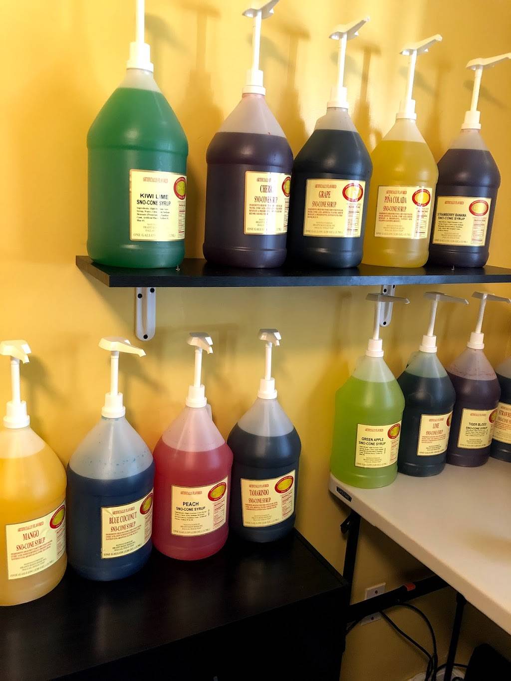 Grannys Snack Shack | meal takeaway | 2404 56th St, Dallas, TX 75241, USA | 4696775660 OR +1 469-677-5660