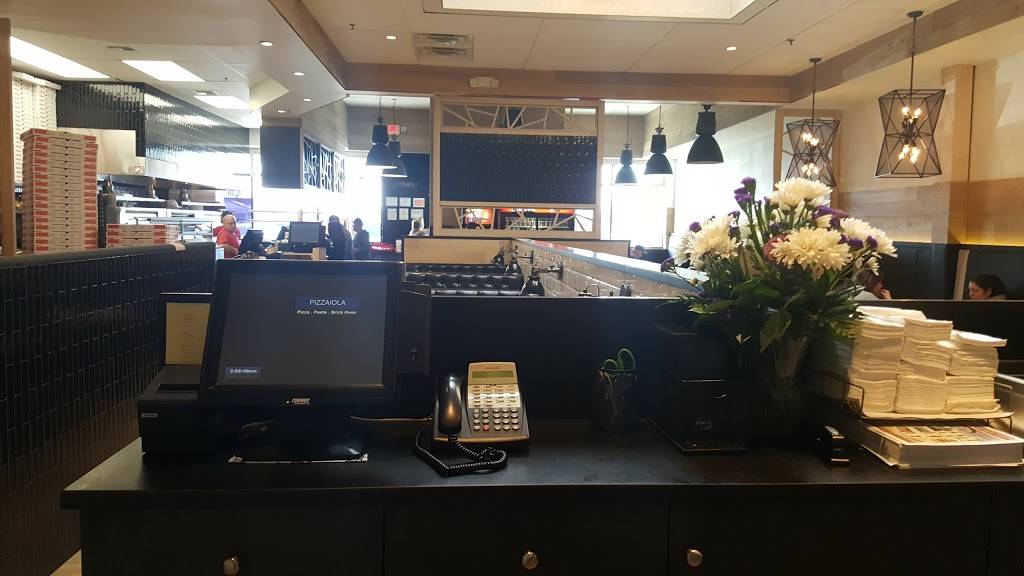 Pizzaiola | restaurant | 3191 Long Beach Rd, Oceanside, NY 11572, USA | 5165943939 OR +1 516-594-3939