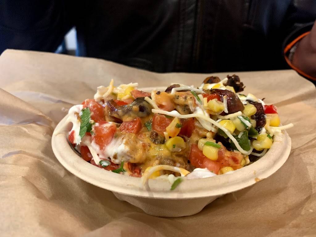 QDOBA Mexican Eats | restaurant | 30 Forbes Rd Space C, Braintree, MA 02184, USA | 7818434111 OR +1 781-843-4111