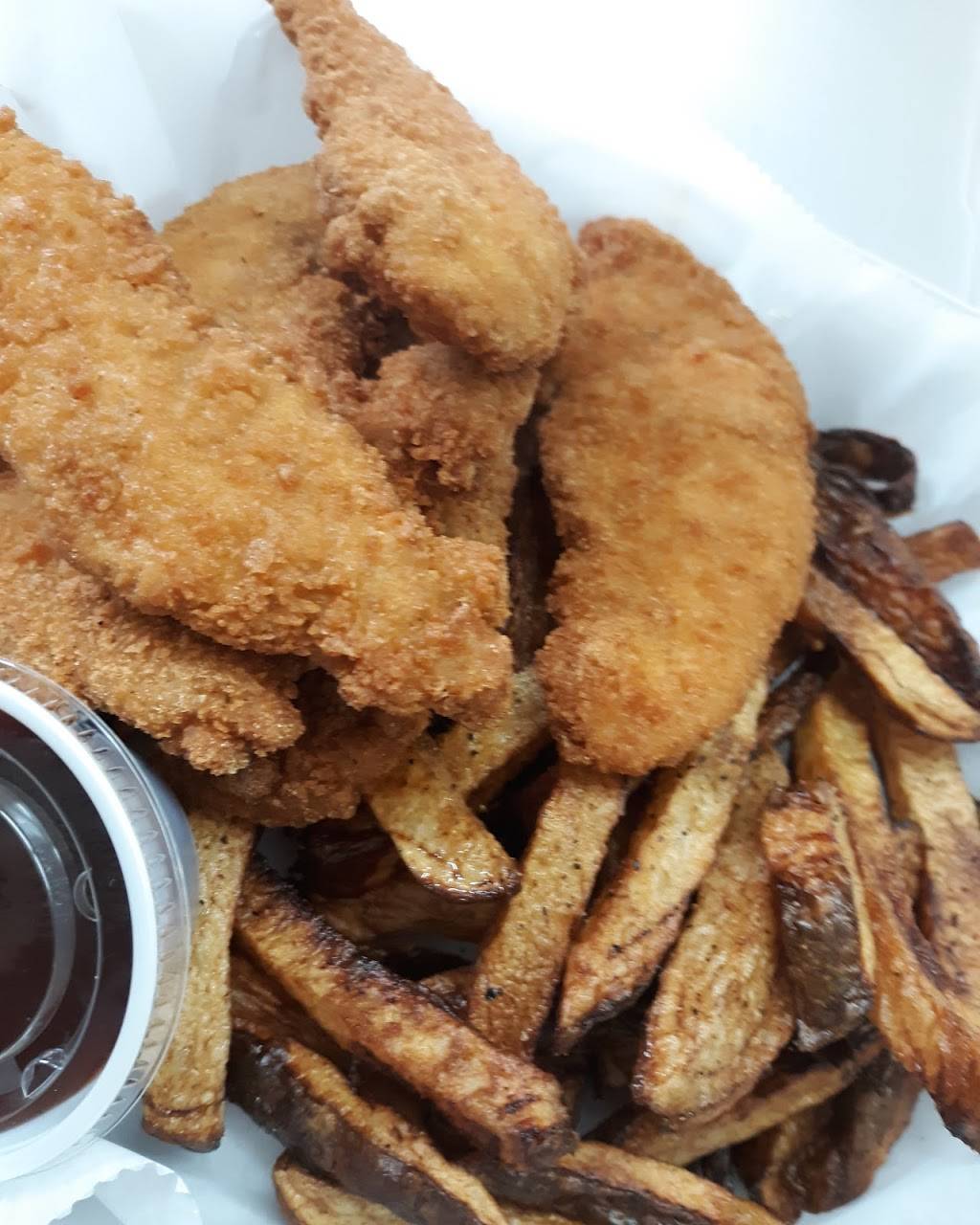 JAMMS Midnight Moon Saloon | restaurant | 1808 N Ridge Rd, Painesville, OH 44077, USA | 4407548696 OR +1 440-754-8696