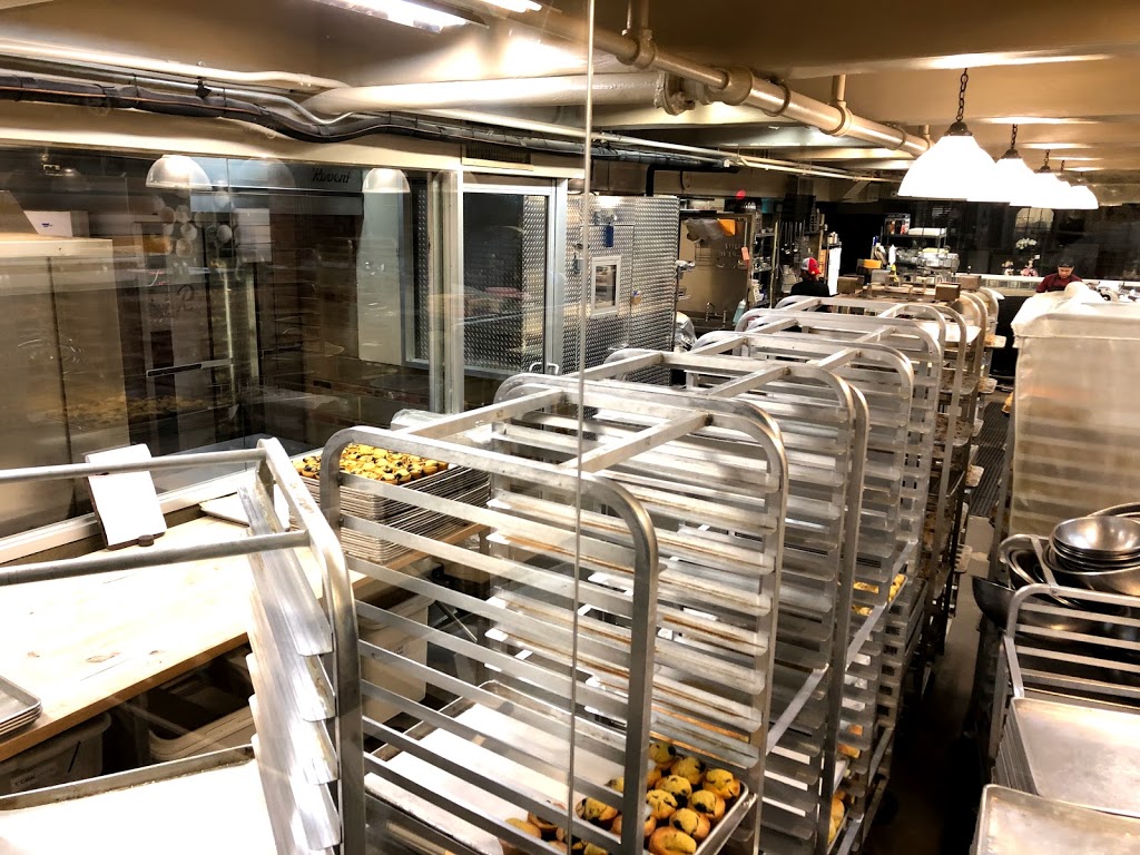 Sarabeths | bakery | 75 9th Ave, New York, NY 10011, USA | 2129892424 OR +1 212-989-2424