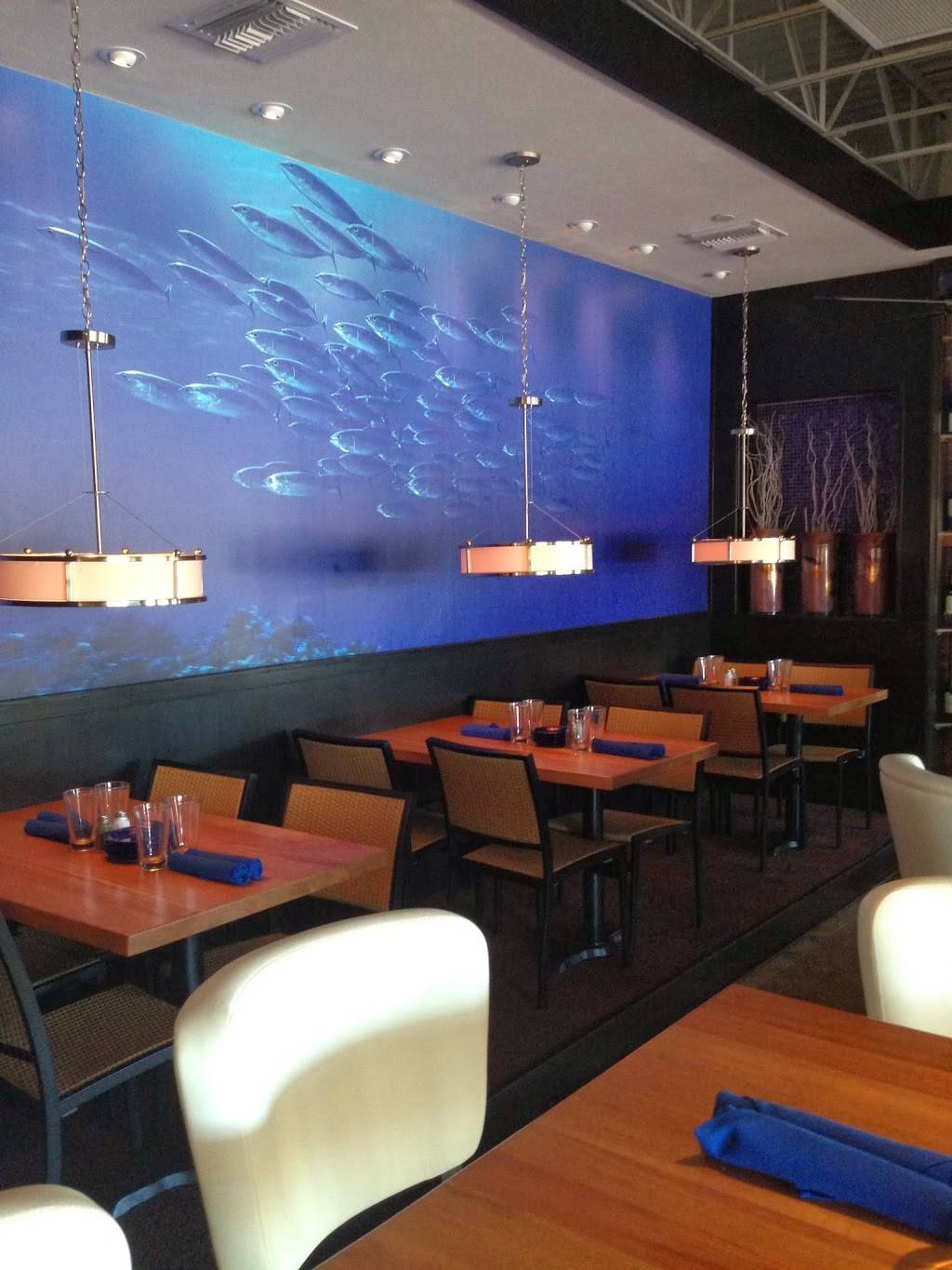 Blue Pointe Oyster Bar & Seafood Grill | restaurant | 13499 S Cleveland Ave, Fort Myers, FL 33907, USA | 2394330634 OR +1 239-433-0634