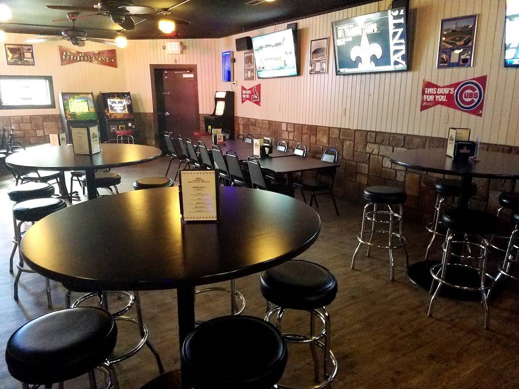 Quijanos Bar and Grill | restaurant | 1930 SE 6th St, Des Moines, IA 50315, USA | 5152439595 OR +1 515-243-9595