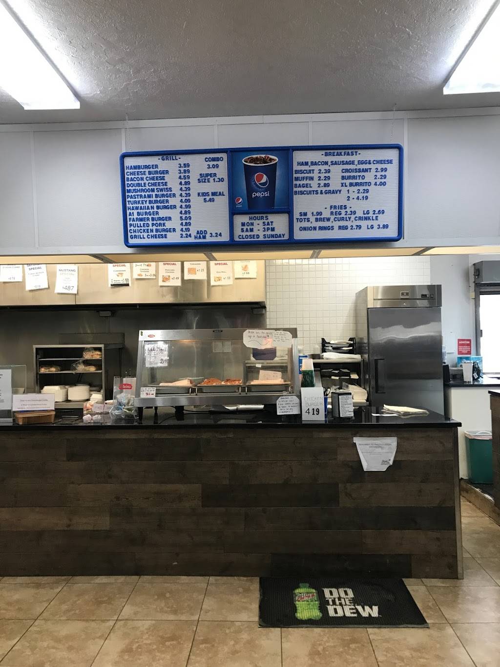 Hyrum Chevron | restaurant | 35 N 800 E, Hyrum, UT 84319, USA | 4352456018 OR +1 435-245-6018