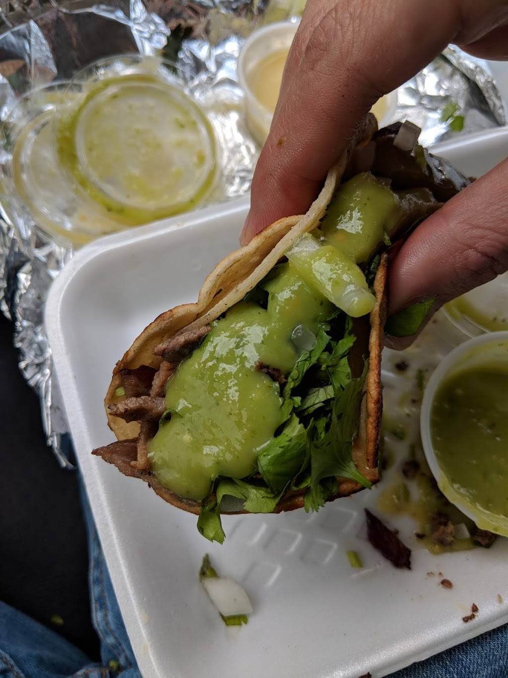 Alebrijes grill taco truck | restaurant | 100-198 W Cubbon St, Santa Ana, CA 92701, USA | 7146553253 OR +1 714-655-3253