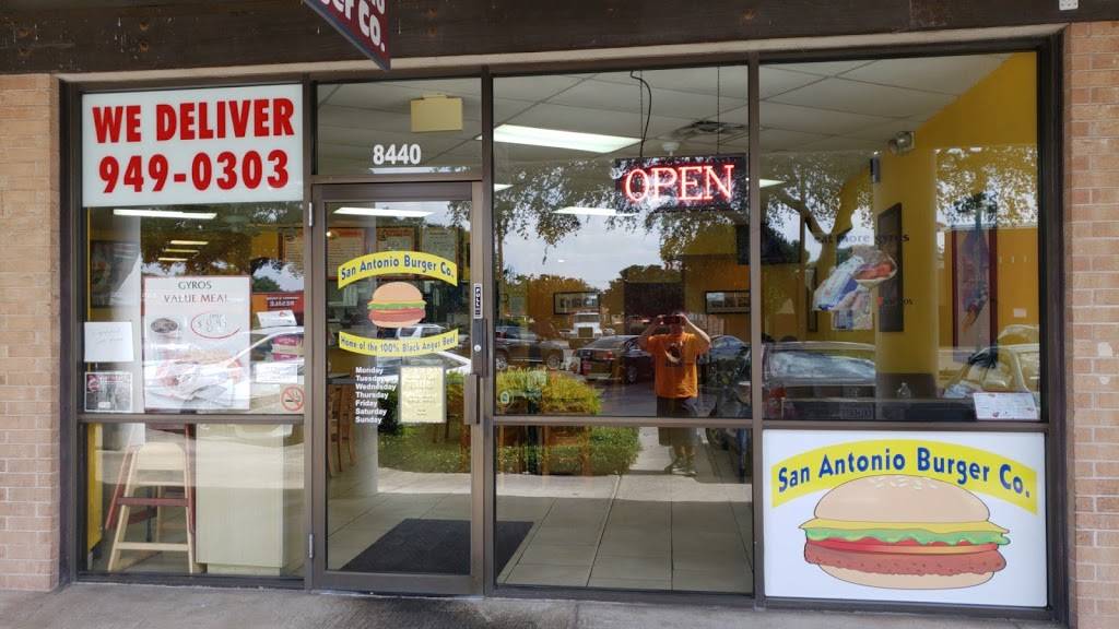 San Antonio Burger | restaurant | 8440 Fredericksburg Rd, San Antonio, TX 78229, USA | 2109490303 OR +1 210-949-0303