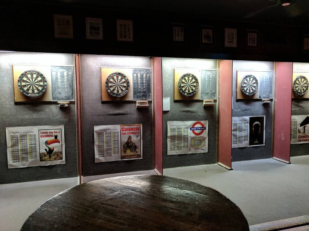 London Underground Pub Ltd | restaurant | 112 N Main St, Blacksburg, VA 24060, USA | 5405529044 OR +1 540-552-9044