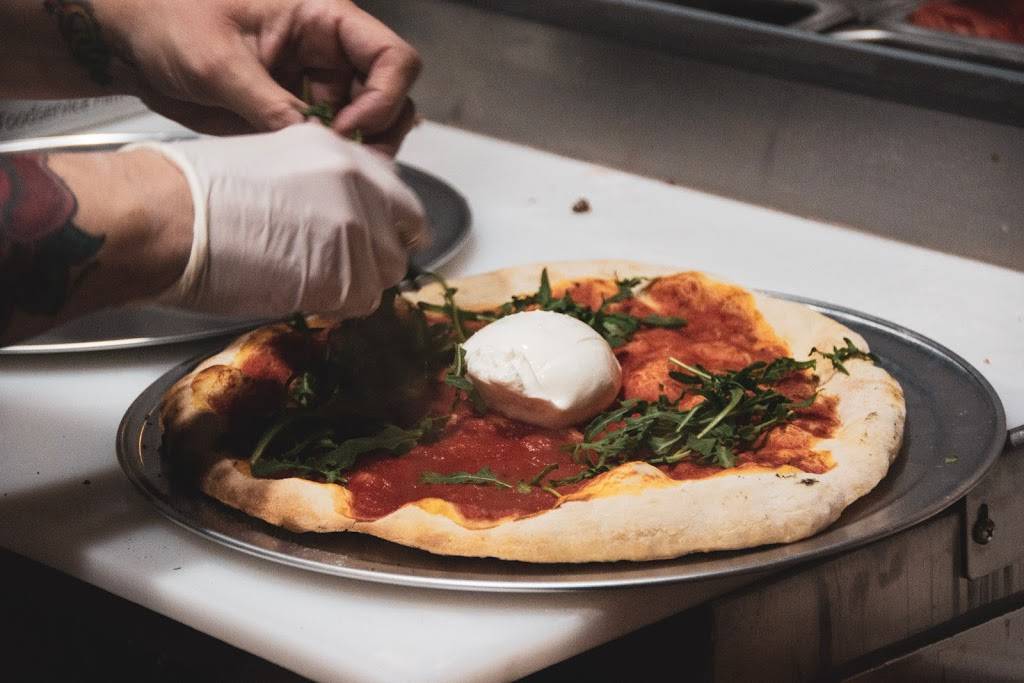 Copper & Logs | restaurant | 832 S Greenfield Rd Suite 101, Gilbert, AZ 85296, USA | 4805904260 OR +1 480-590-4260