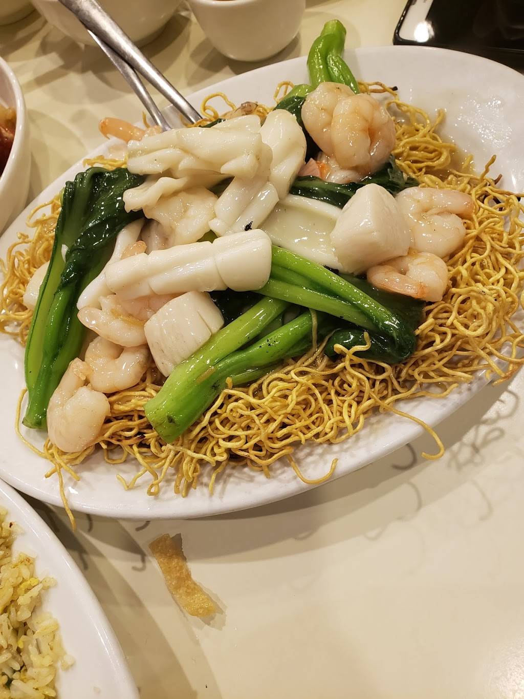 Chis Congee & Noodle House | restaurant | 1177 Central Pkwy W Unit 66, Mississauga, ON L5C 3J2, Canada | 9058484298 OR +1 905-848-4298