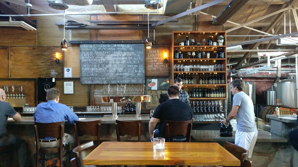 Tired Hands Fermentaria | restaurant | 35 Cricket Terrace, Ardmore, PA 19003, USA | 4844132983 OR +1 484-413-2983