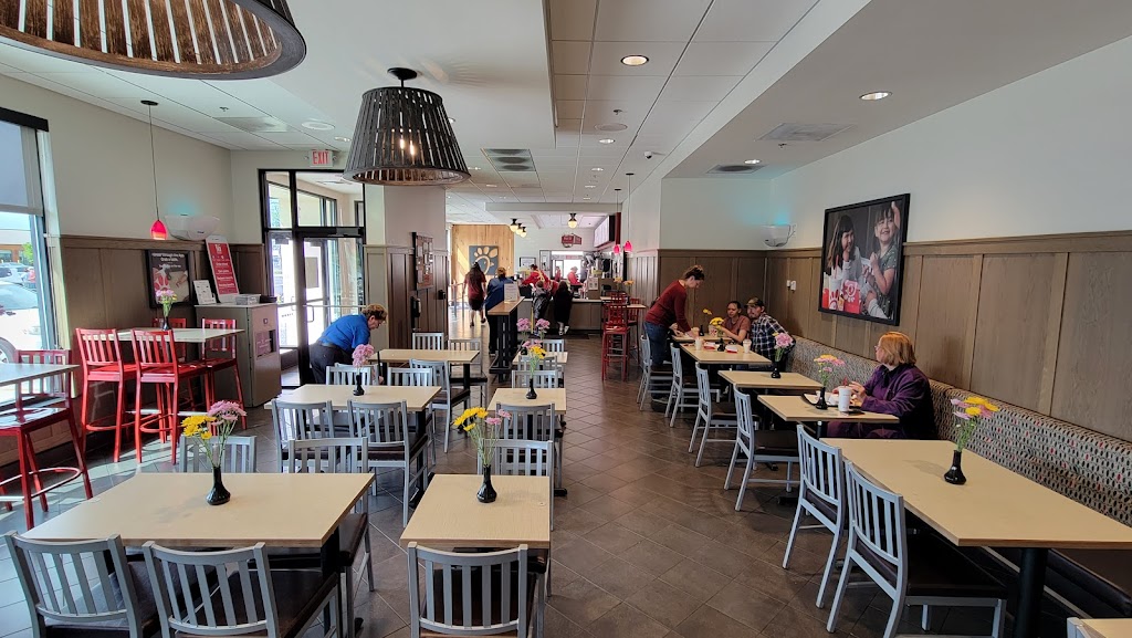 Chick-fil-A | restaurant | 10 Rossanley Dr, Medford, OR 97501, USA | 5417720604 OR +1 541-772-0604