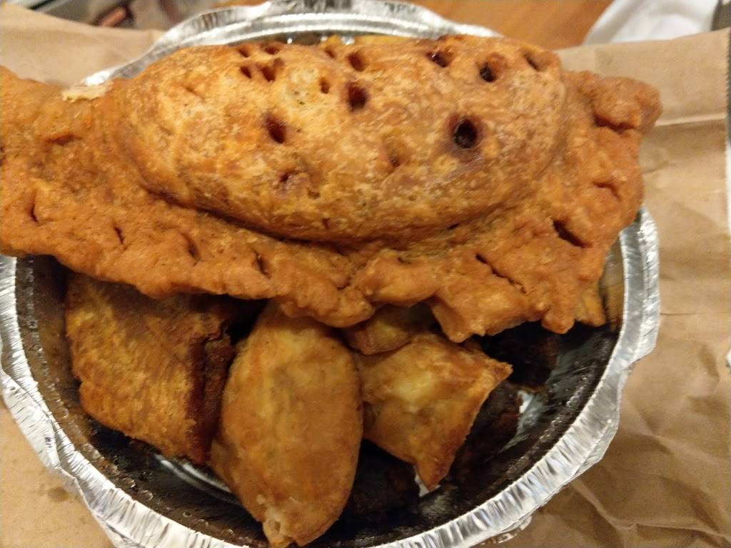 Bebe Fritay | restaurant | 826 Rogers Ave, Brooklyn, NY 11226, USA | 7186761636 OR +1 718-676-1636