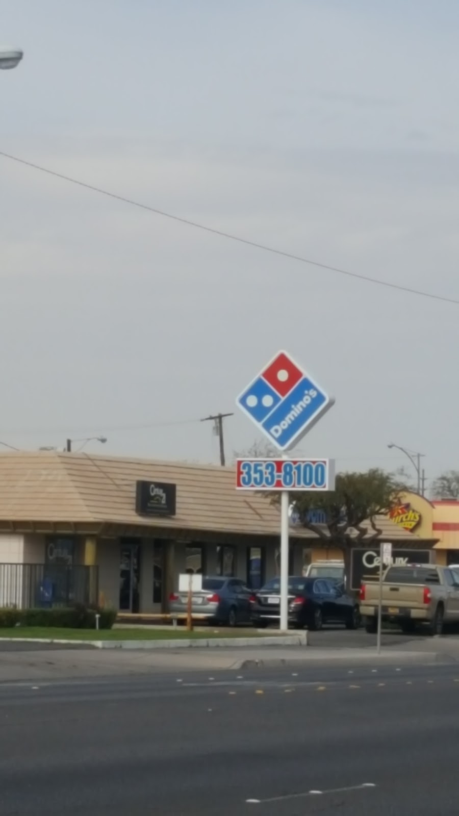 Dominos Pizza | meal delivery | 422 N Imperial Ave, El Centro, CA 92243, USA | 7603538100 OR +1 760-353-8100