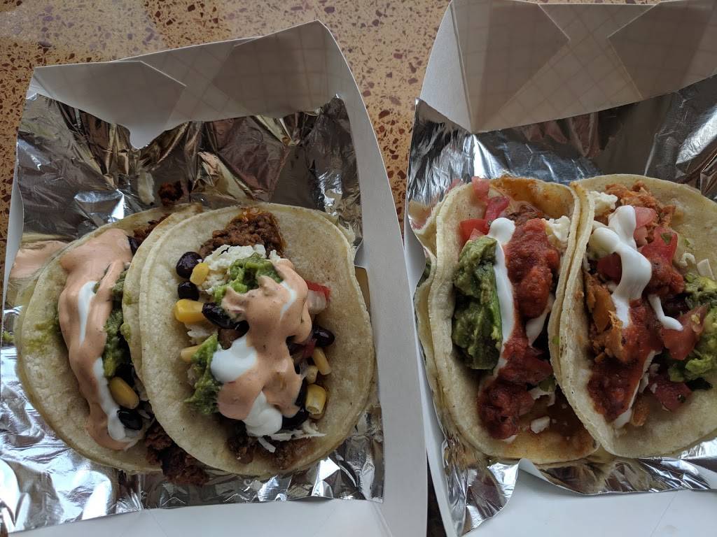 Marias Tortas Jalisco | restaurant | 432 Hamilton Regional Rd 8, Stoney Creek, ON L8G 1G3, Canada | 9056627773 OR +1 905-662-7773