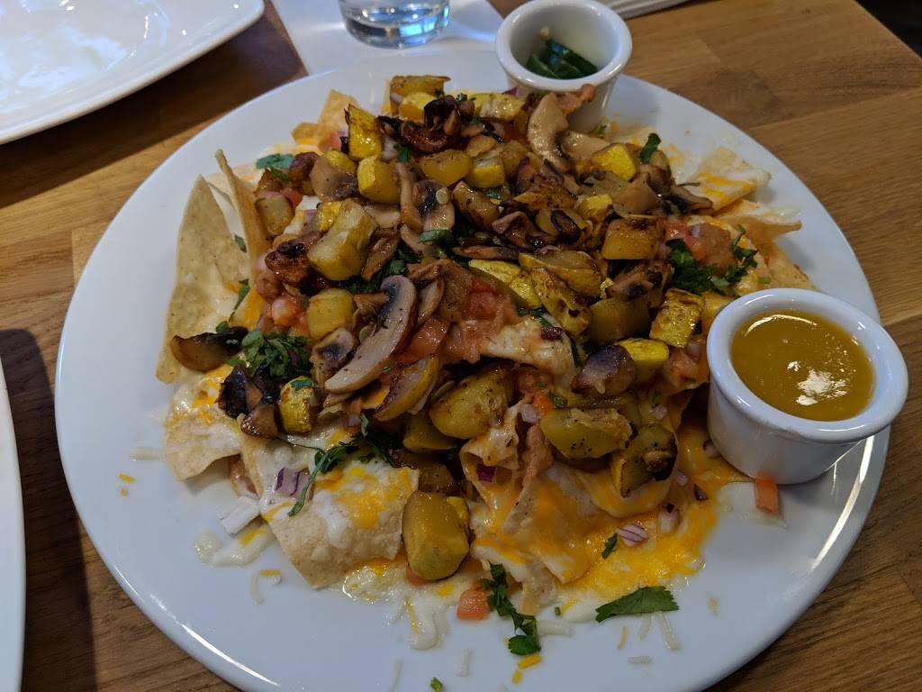 Sabor Mexican Bar & Bistro | restaurant | 4045 W Figarden Dr #101, Fresno, CA 93722, USA | 5593751644 OR +1 559-375-1644